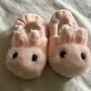 Toddler bunny slippers